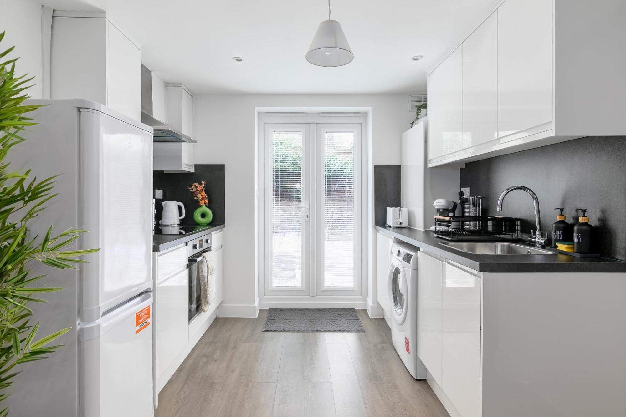 Flat In Queens Park London Exterior foto