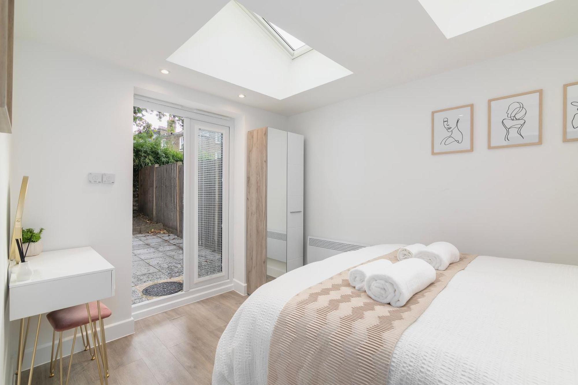 Flat In Queens Park London Exterior foto